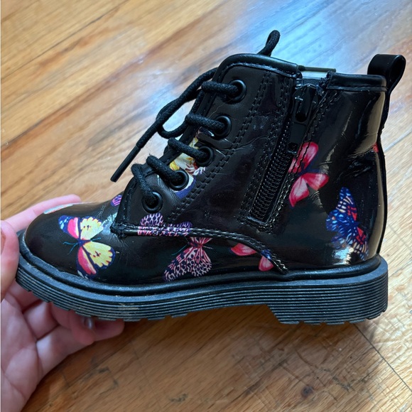 Steve Madden Kids Black Boots with Colorful Butterflies - Picture 1 of 6